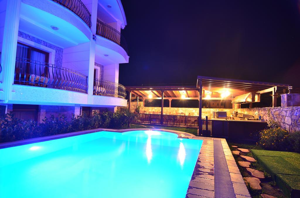 Cunda paradise otel Ayvalı Exterior foto